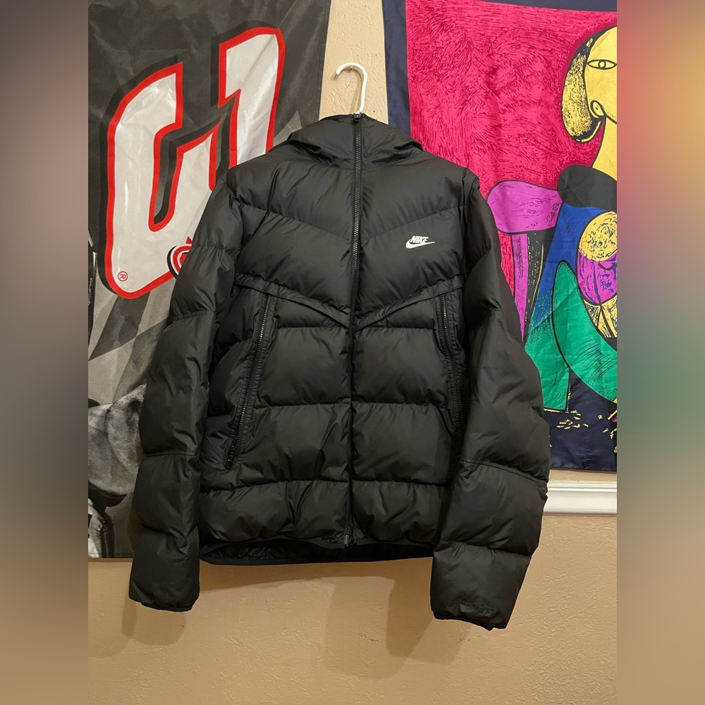 Nike Mens Storm-FIT Windrunner puffer jacket